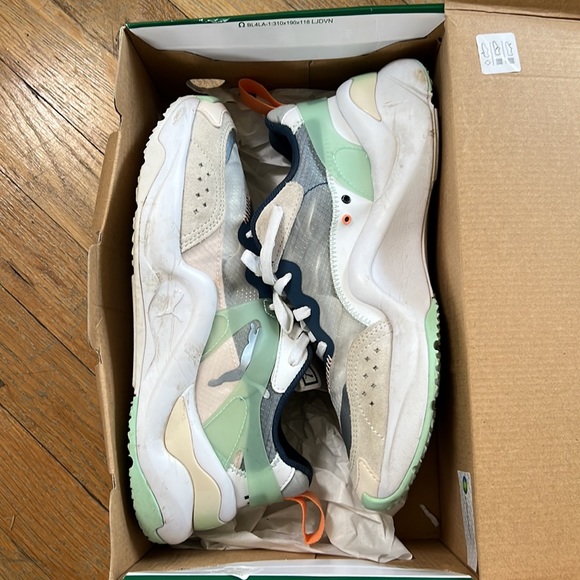 Puma Rise - Woman’s - Picture 10 of 10